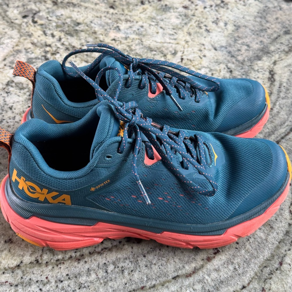 Women’s Hoka One One